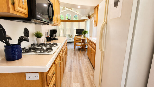 Image 3 for #20 Std. Cottage-Capacity: bdrm-2, couch-2