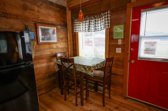 Image 4 for 08) Cabin 8