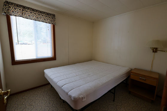 Image 3 for 16) Cabin 16