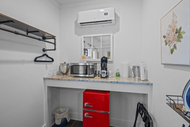 Image 2 for Pamlico River Room