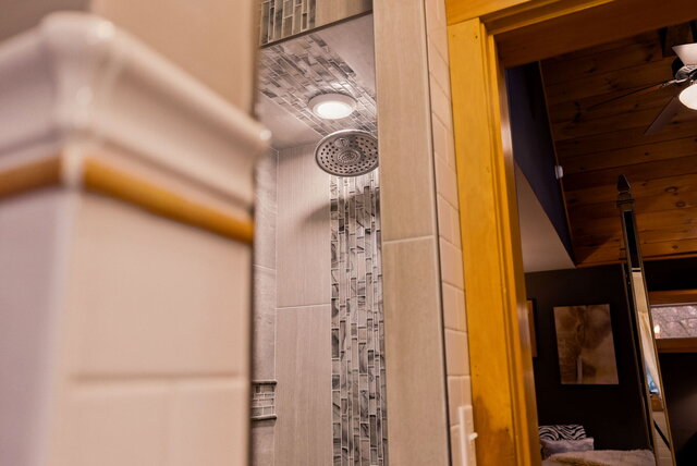 Image 6 for The Seneca Suite