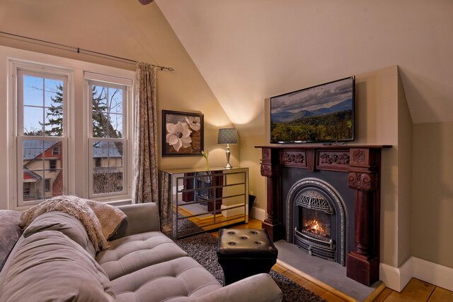 Image 4 for The Chardonnay Suite