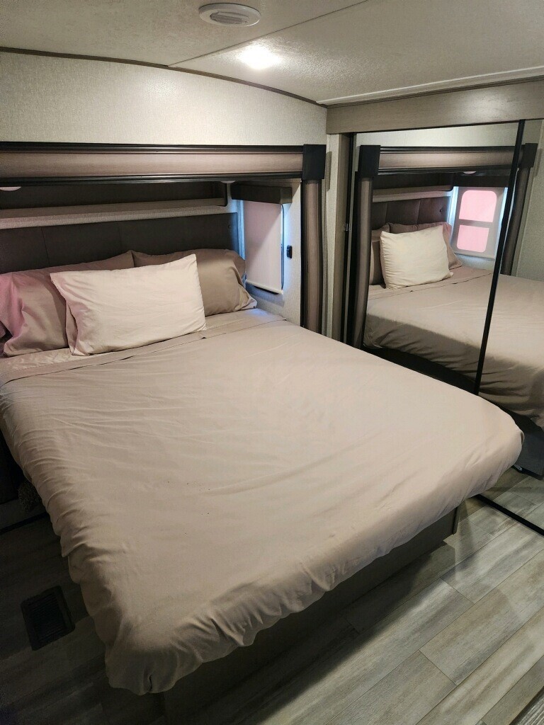 unit image