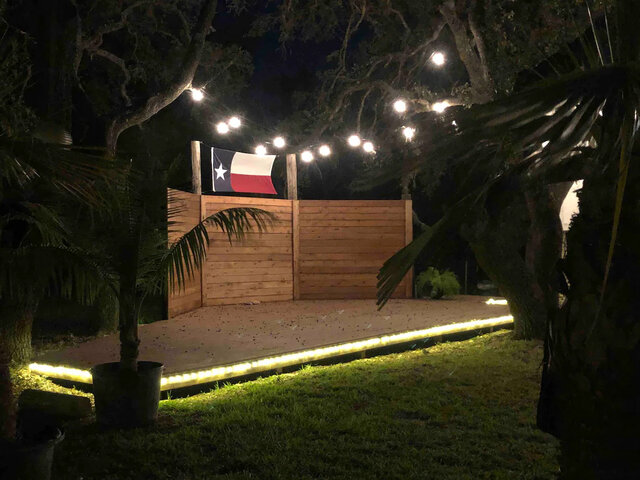 Image 5 for Old Town Helotes- River Rock Ranch!!