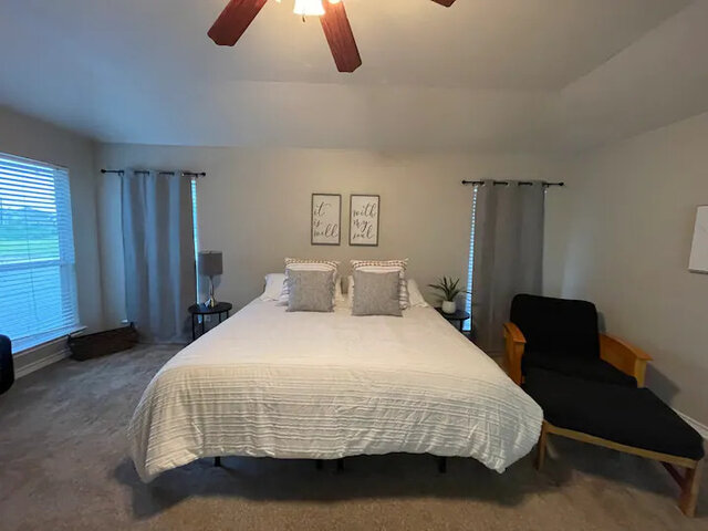 Image 24 for Large monthly rental