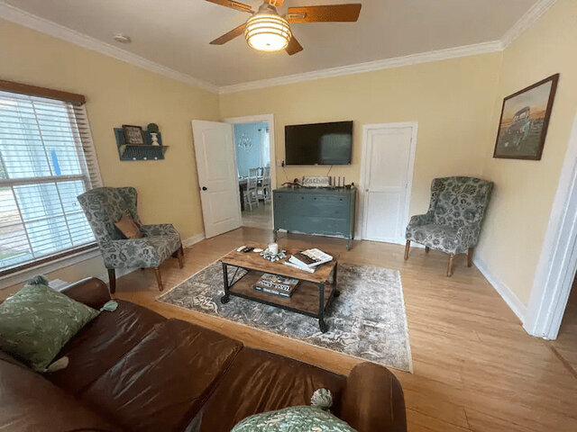 Image 5 for Just off Main- Golf Cart avail to rent!