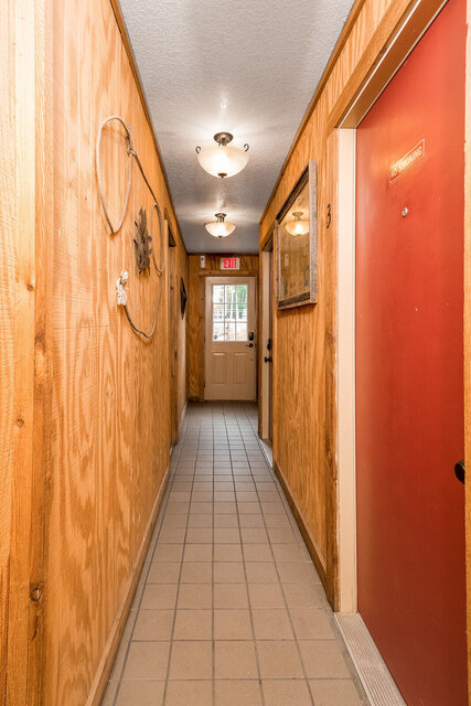 Image 5 for Bandera Bunkhouse On Main #1