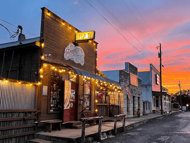 Image 17 for Main St. Homestead- Bandera America!