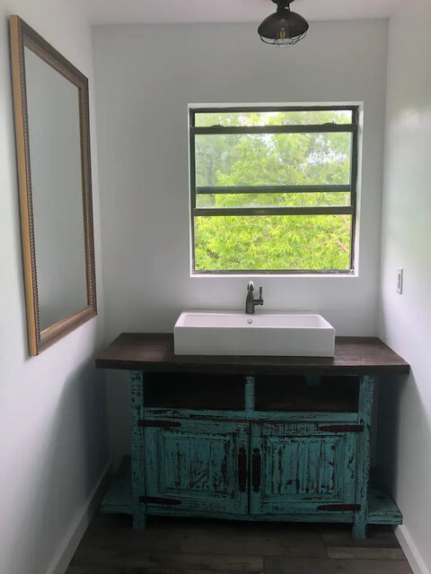 Image 22 for Old Town Helotes- River Rock Ranch!!