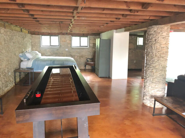 Image 18 for Old Town Helotes- River Rock Ranch!!