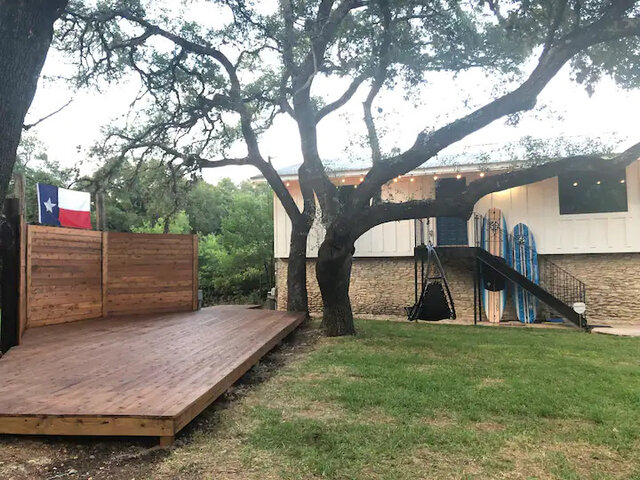 Image 3 for Old Town Helotes- River Rock Ranch!!