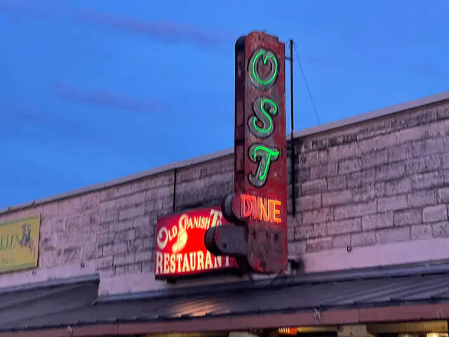 Image 20 for Main st Lodge- Bandera America!!