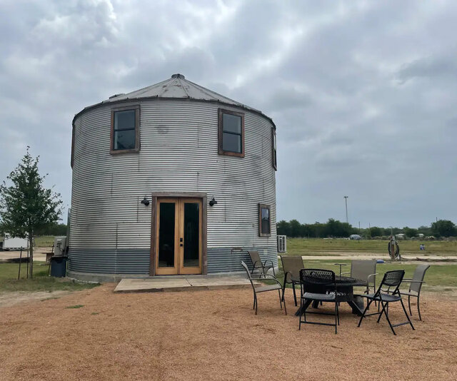 Image 1 for Silo #2 on the Medina River