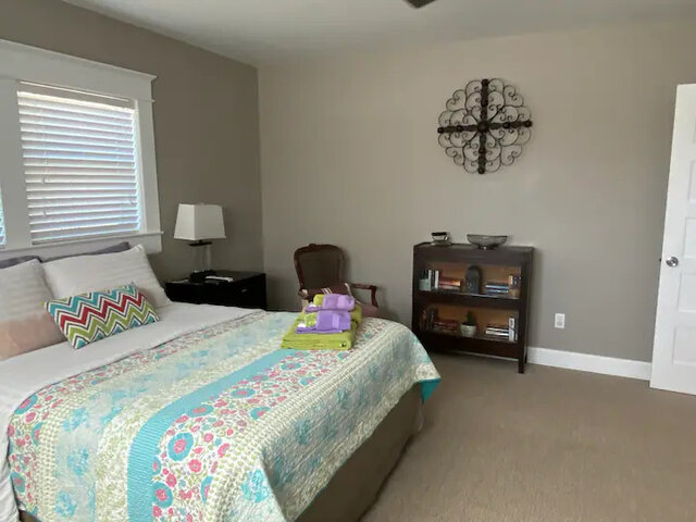 Image 3 for Medina Haus- Medina River Access!!!