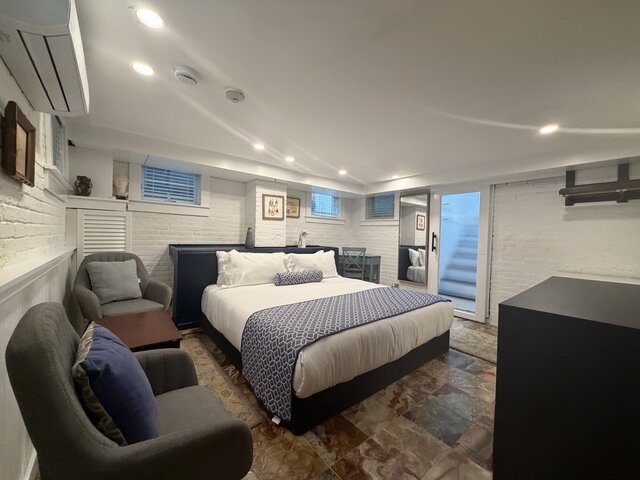 Lower Level King Room