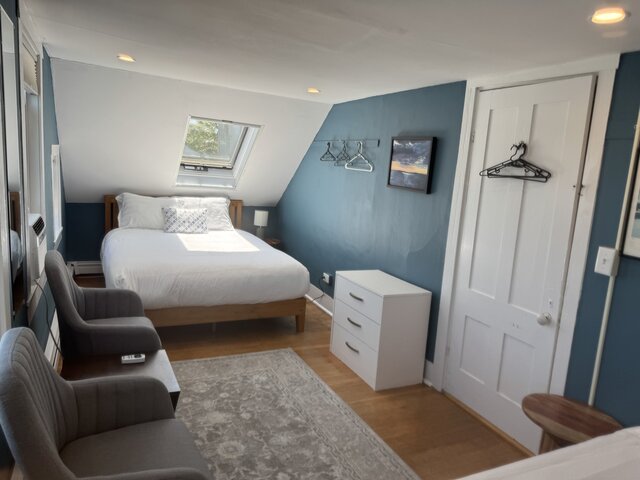 Queen bed #1