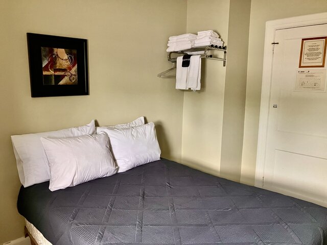 Image 2 for 317-Full-Size Bed Sleeps 1 or 2 / Shared BA