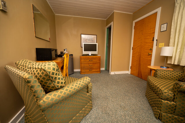 Image 13 for Large Cozy Motel Rooms