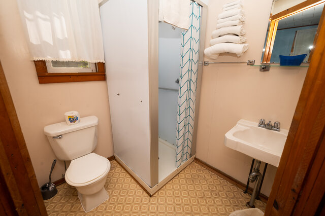 Image 5 for Riverside Sleeper Cabins