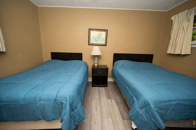 Image 3 for Large Cozy Motel Rooms