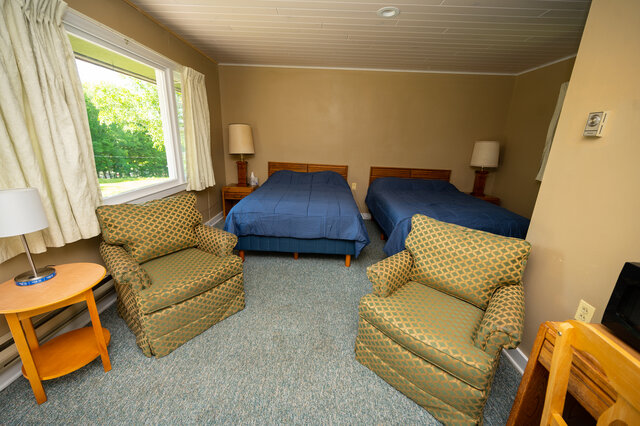 Image 10 for Large Cozy Motel Rooms
