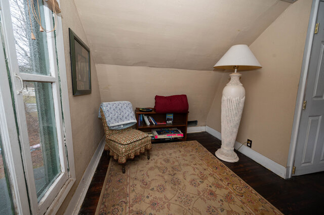 Image 14 for Main House