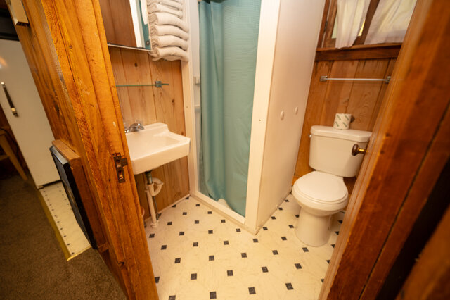 Image 8 for Rustic River Cottages