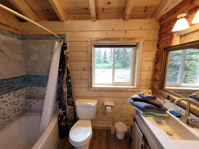 Image 6 for 2 The Blue Moon