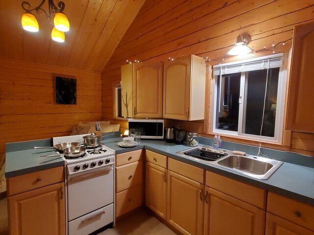 Image 14 for 3 The Aurora