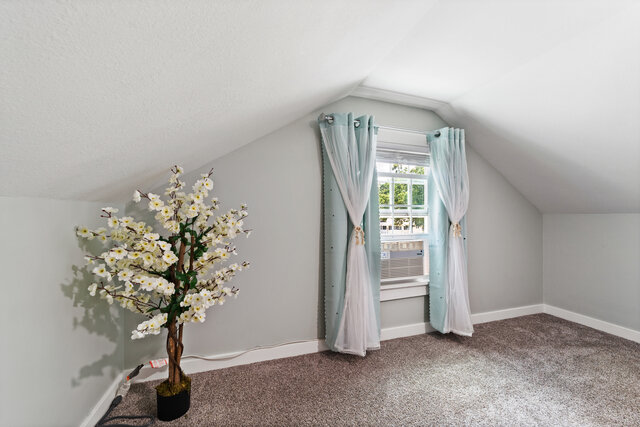 Image 10 for Cute Cape Code House