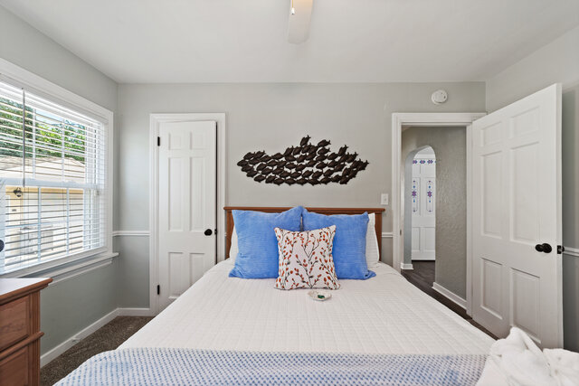 Image 9 for Cute Cape Code House