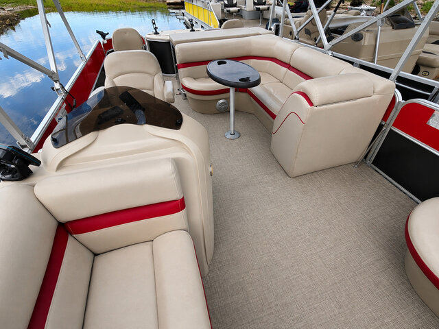 Image 2 for 24 FT Trifecta Luxury Pontoon