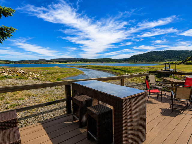 Image 7 for Standard Mountain View Room