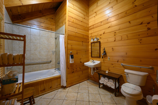 Image 20 for (Cabin 299) Along the Way
