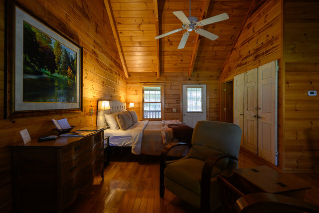 Image 2 for (Cabin 299) Along the Way