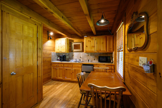 Image 5 for (Cabin 305) Mountain Treasure