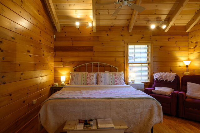 Image 3 for (Cabin 311) Chance for Romance