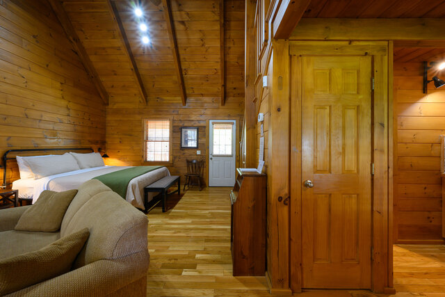 Image 2 for (Cabin 305) Mountain Treasure