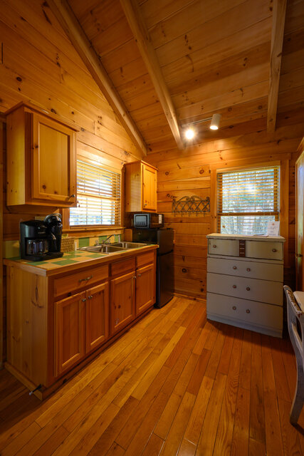 Image 15 for (Cabin 311) Chance for Romance