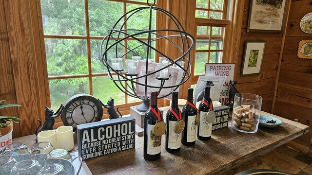 Image 1 for Group Wine Tour (Alex Fermin) Up to 10