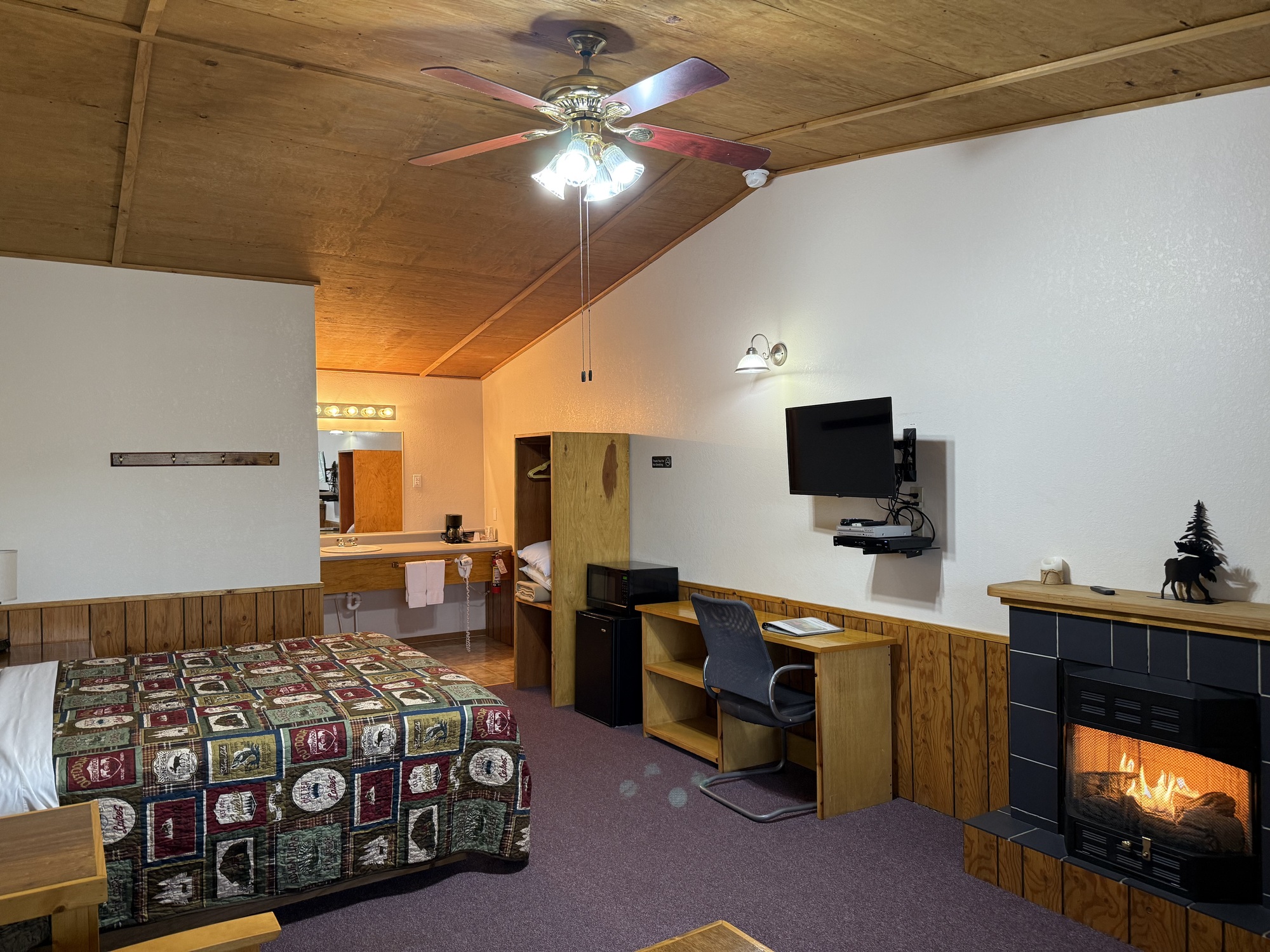 Eminence Cottages & Camp — photo 14 of 60