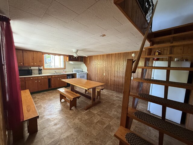 Image 4 for Two Story Cottage #8