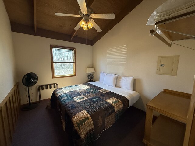 Image 6 for Tree House Cottage #30