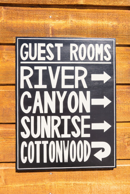 Image 16 for River Room