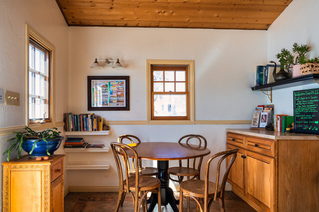 Image 13 for River Room