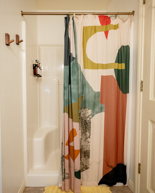 Image 9 for River Room