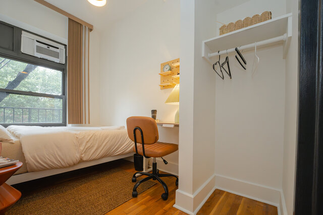 Image 9 for 1D Lamartine Chelsea