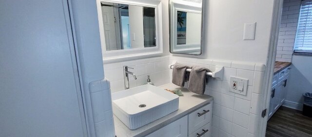 Image 4 for 109 Beach House Deluxe (2nd Floor)