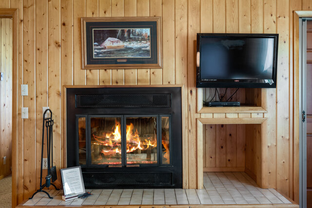 Image 4 for Mountainside II Deluxe Cabins