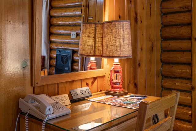 Image 10 for Creekside Overnight Two Queen Cabin